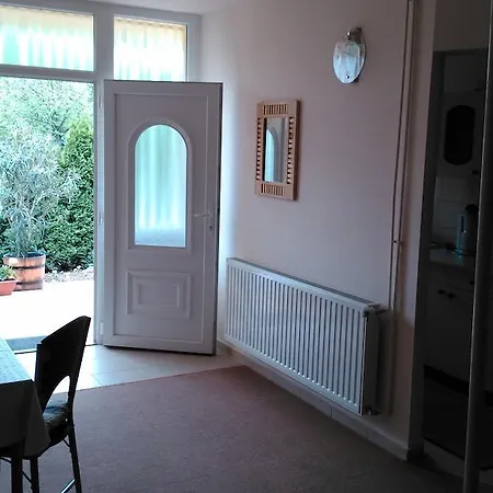 Margitapartman Buk Room photo